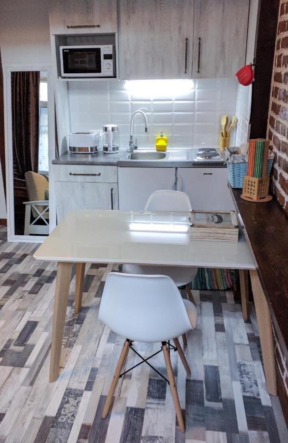 Freedom Square Studios Тбилиси Екстериор снимка